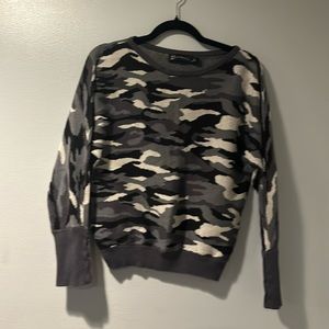 Black/ white camouflage